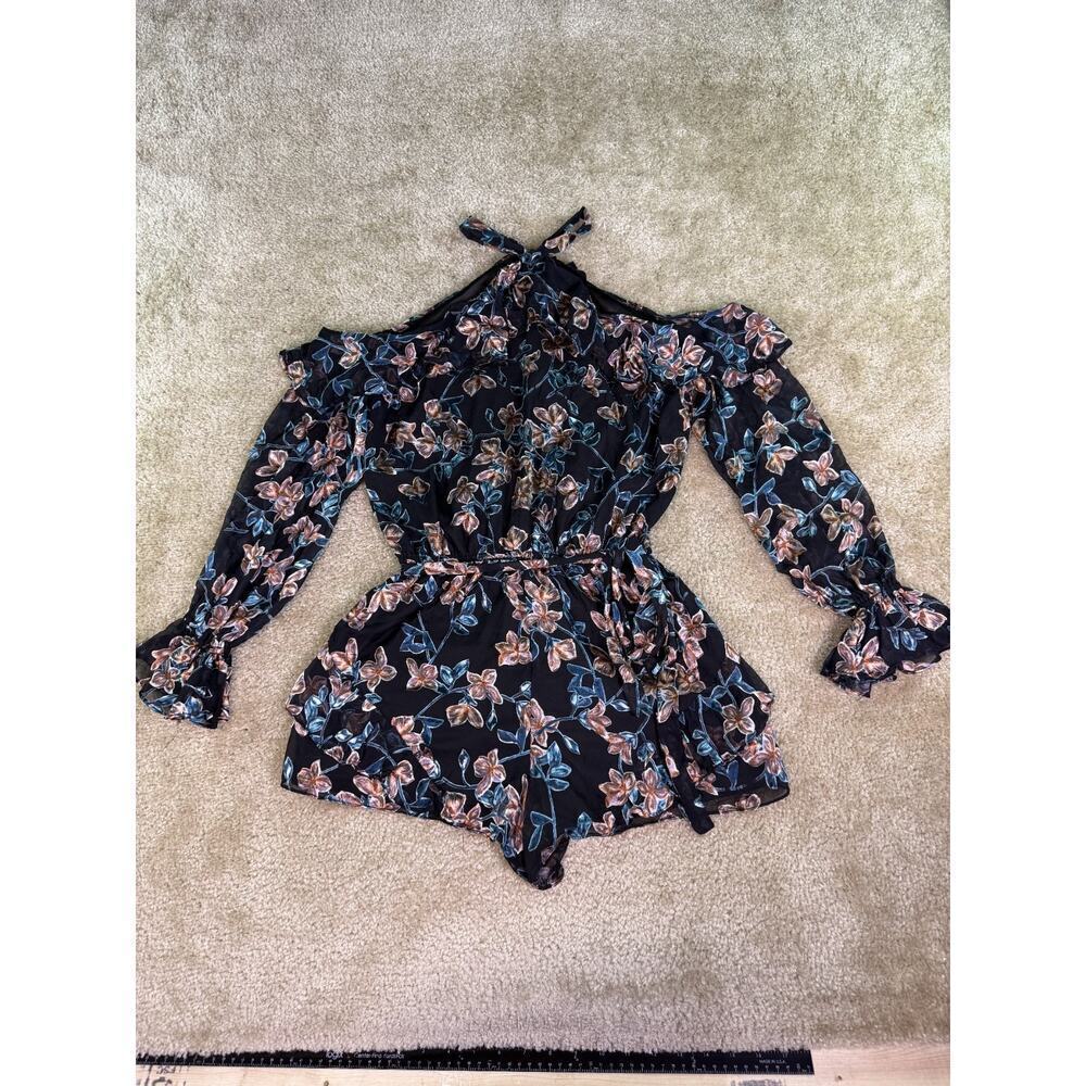 Olivaceous Romper Womens Sz Small Floral Black Button-Up Boho Festival Chic D589